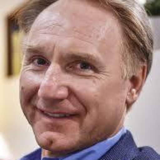 Dan Brown